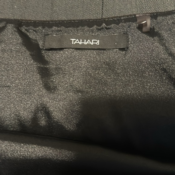 Tahari skirt, dark brown with black trim at the bottom. Size 6 - Picture 2 of 3